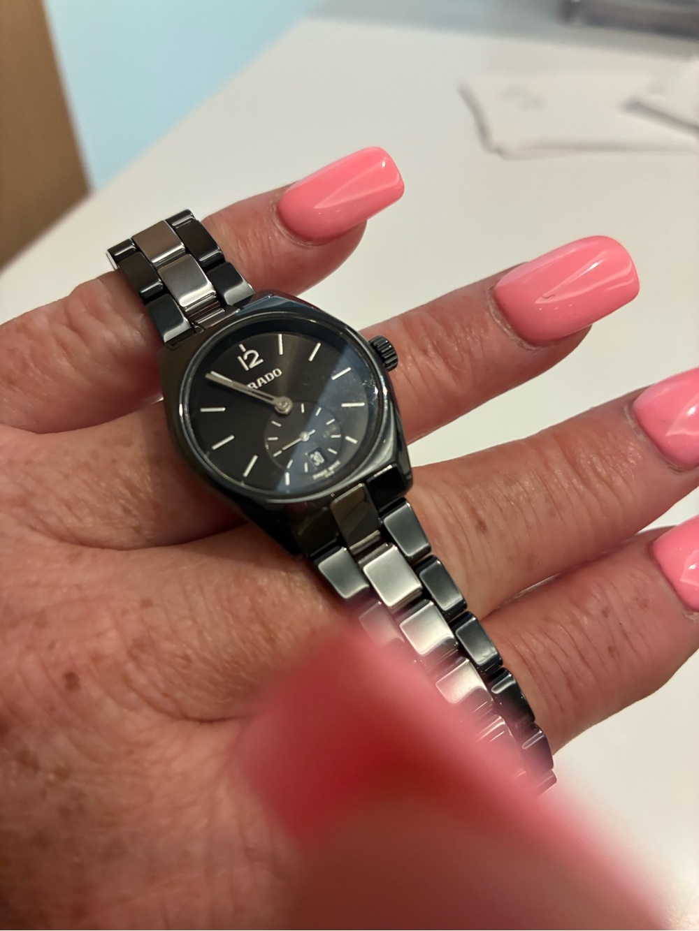 STUNNING WOMANS RADO WATCH! Perfect new condition! ⌚️⌚️⌚️⌚️⌚️